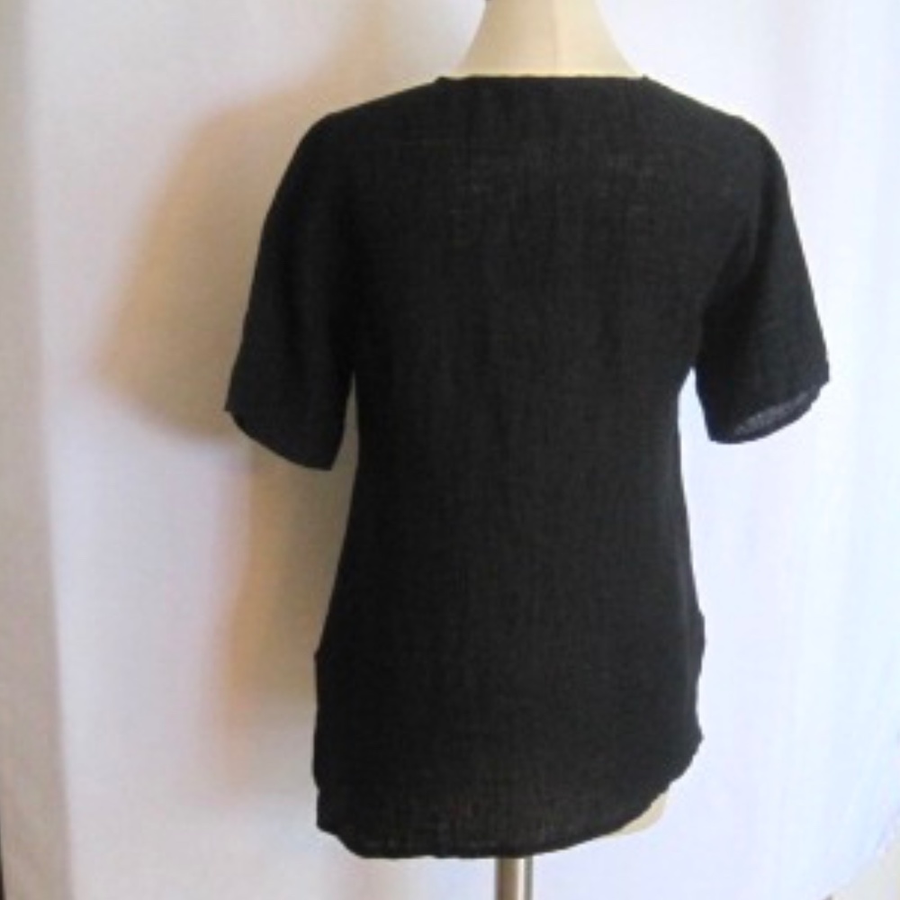 Caty Lesca Linen Top - Picture 2 of 9